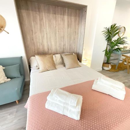 Cs6 Kaleria Suites Almería Eksteriør bilde